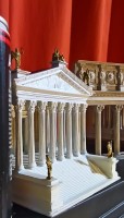 Il tempio di Adriano  in scala 1\250 