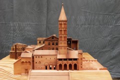 Modello in scala  1\100 della Basilica costantiniana